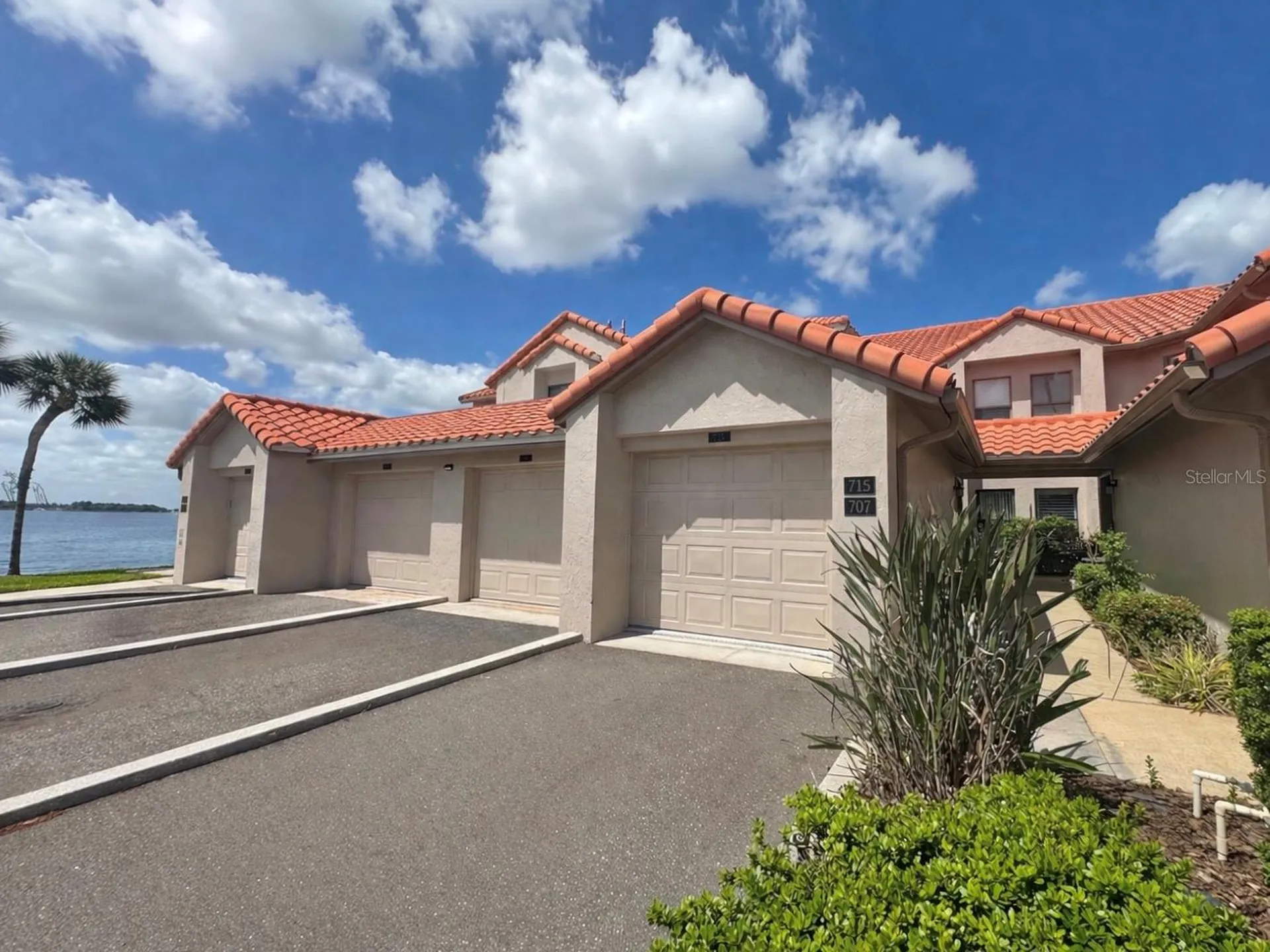 715 Magnolia Place Winter Haven FL 33884