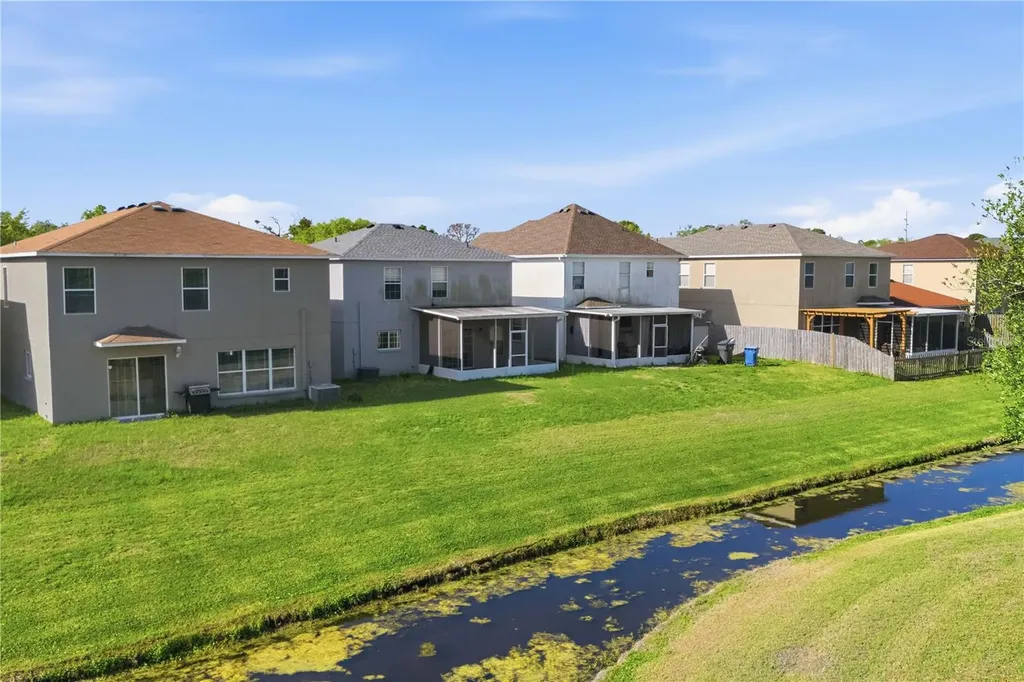 6220 Cherry Blossom Trail Gibsonton FL 33534