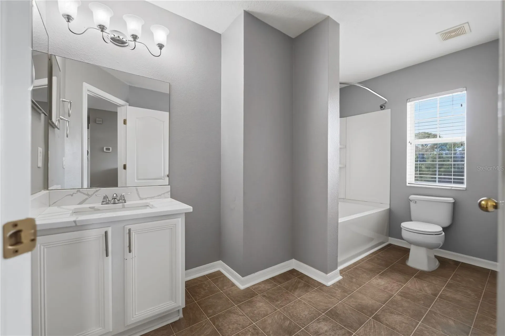 6220 Cherry Blossom Trail Gibsonton FL 33534