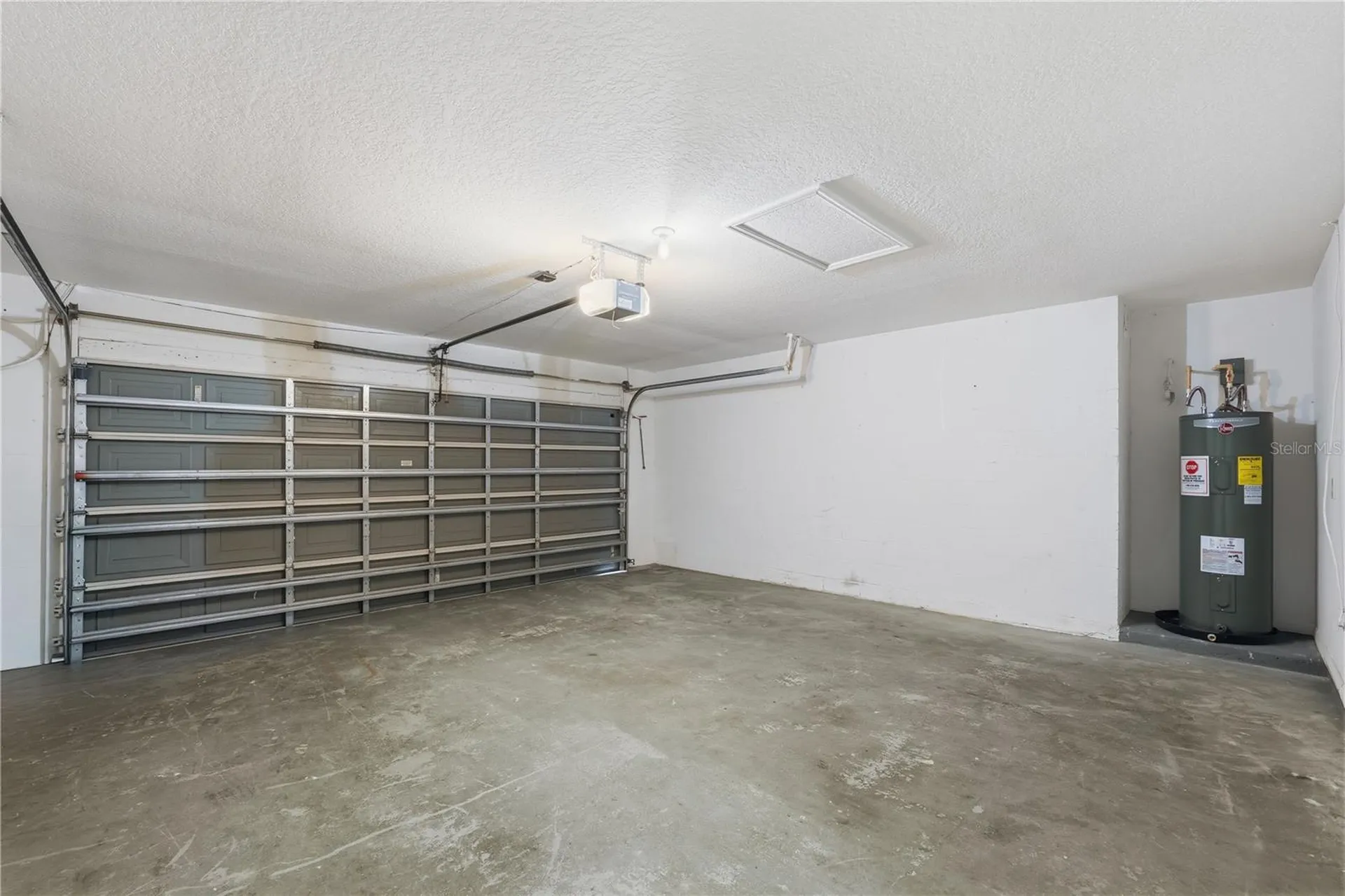 6220 Cherry Blossom Trail Gibsonton FL 33534