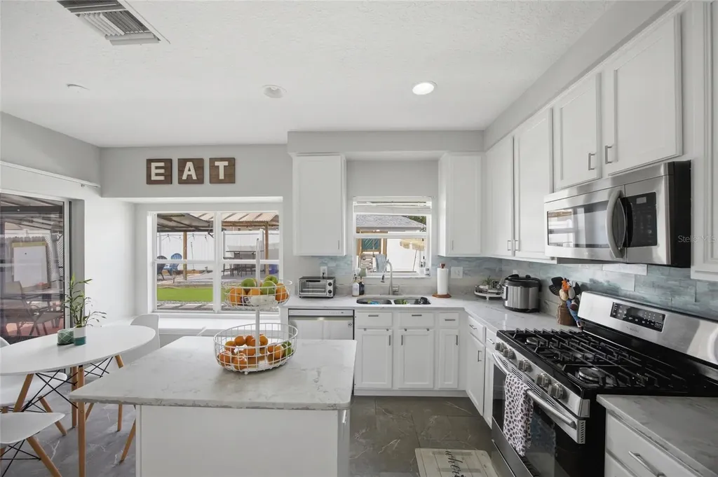 24927 Portofino Drive Lutz FL 33559