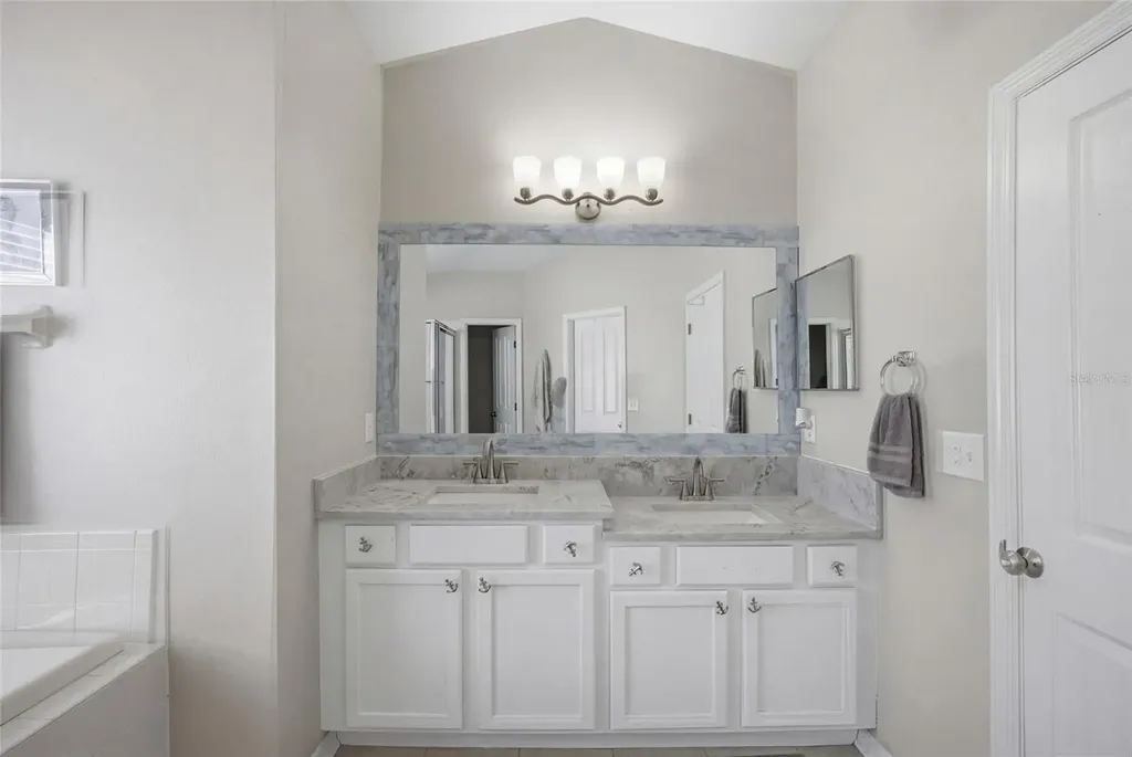 24927 Portofino Drive Lutz FL 33559