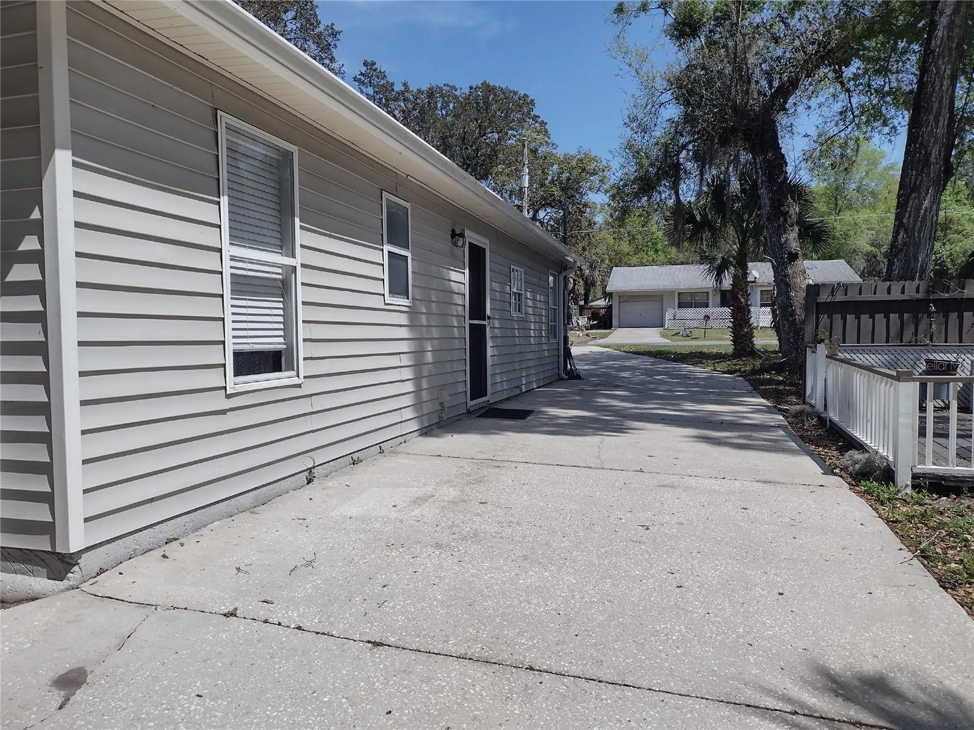 1523 Granite State Court Mount Dora FL 32757