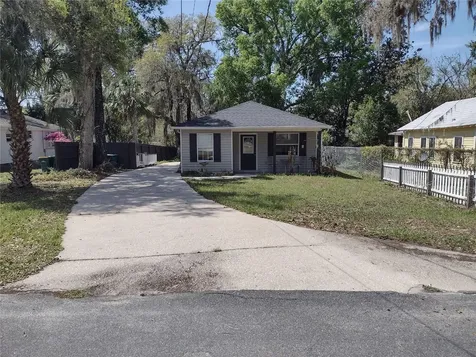1523 Granite State Court Mount Dora FL 32757