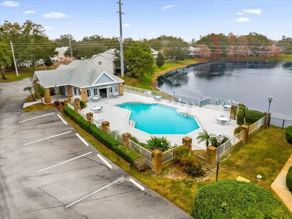 2386 Bridle Path Lane Orlando FL 32812