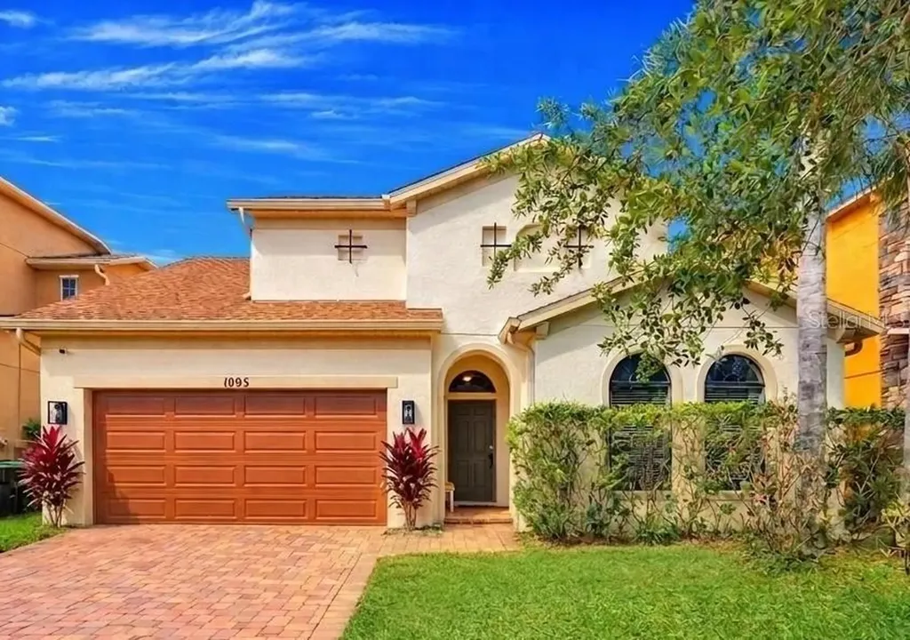 1005 Fountain Coin Loop Orlando FL 32828
