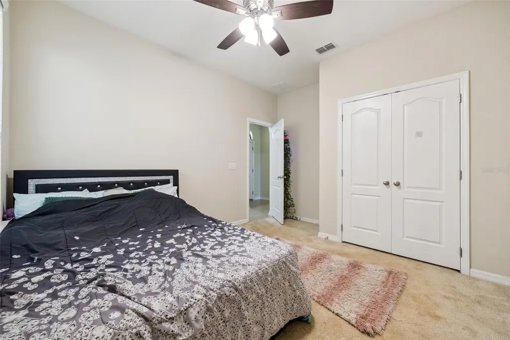 1005 Fountain Coin Loop Orlando FL 32828