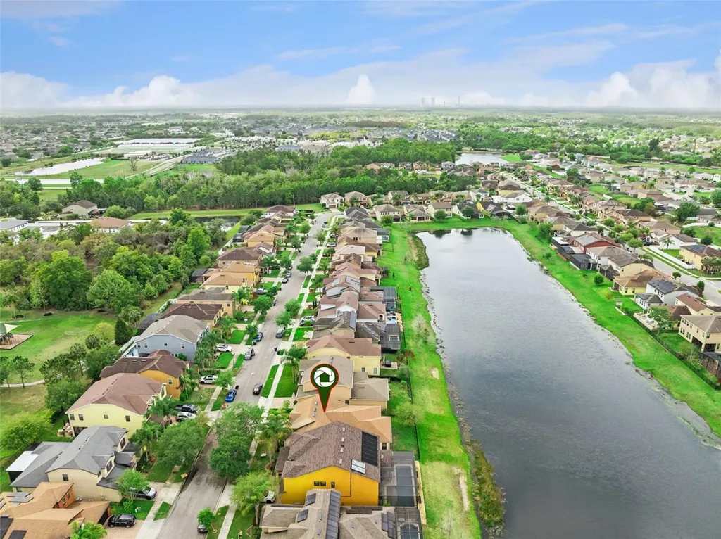 1005 Fountain Coin Loop Orlando FL 32828