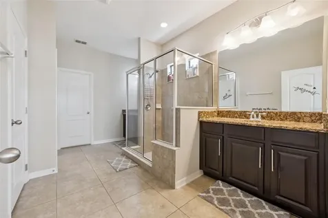 1005 Fountain Coin Loop Orlando FL 32828