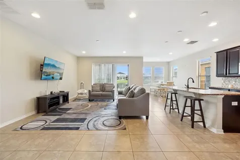 1005 Fountain Coin Loop Orlando FL 32828