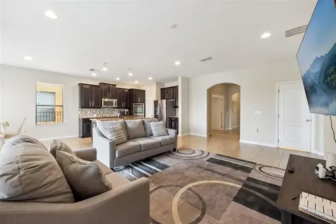 1005 Fountain Coin Loop Orlando FL 32828