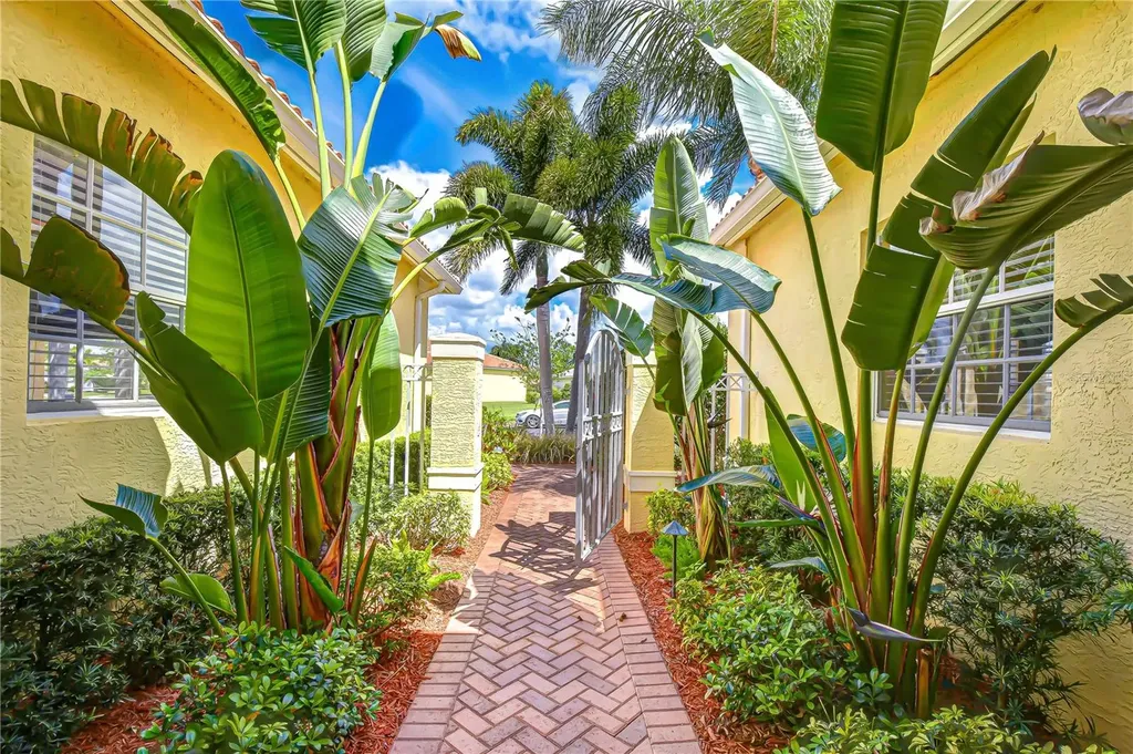 5056 Ruby Flats Drive Wimauma FL 33598
