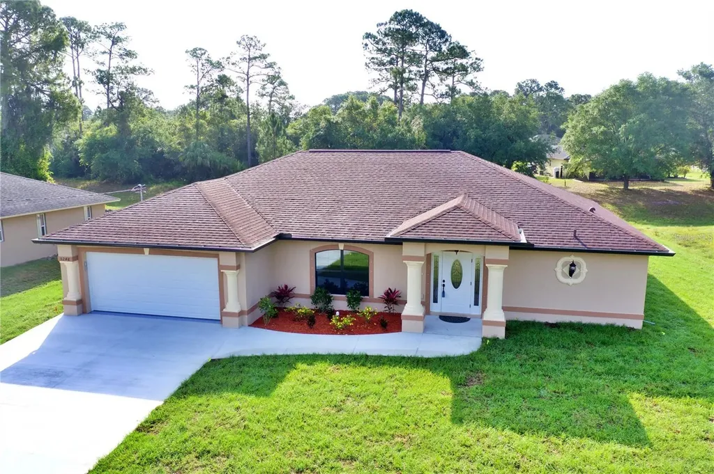 4851 Kennett Street North Port FL 34288