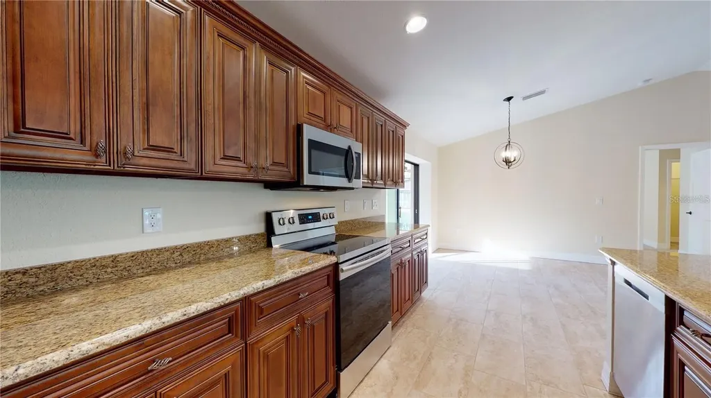 4851 Kennett Street North Port FL 34288