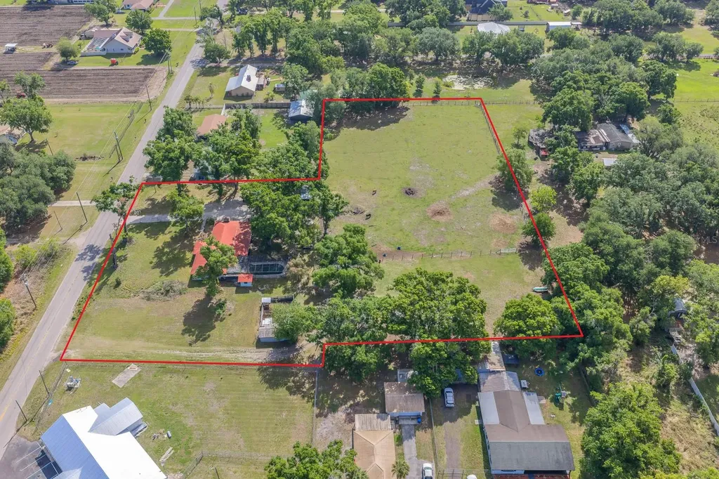 4711 W Sam Allen Road Plant City FL 33565