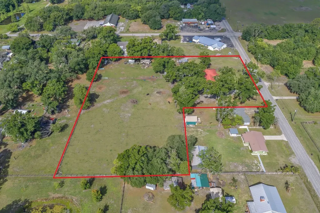 4711 W Sam Allen Road Plant City FL 33565