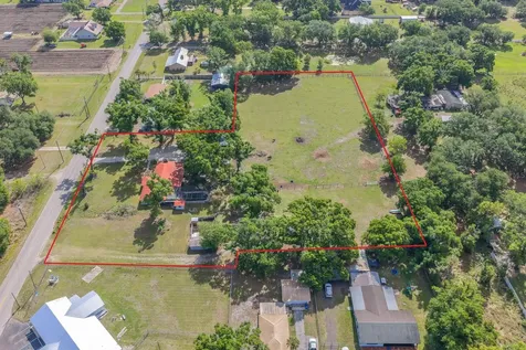 4711 W Sam Allen Road Plant City FL 33565