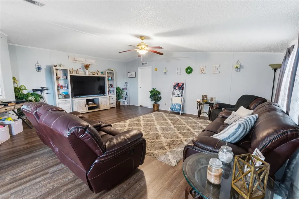 5051 Deen Still Road Polk City FL 33868