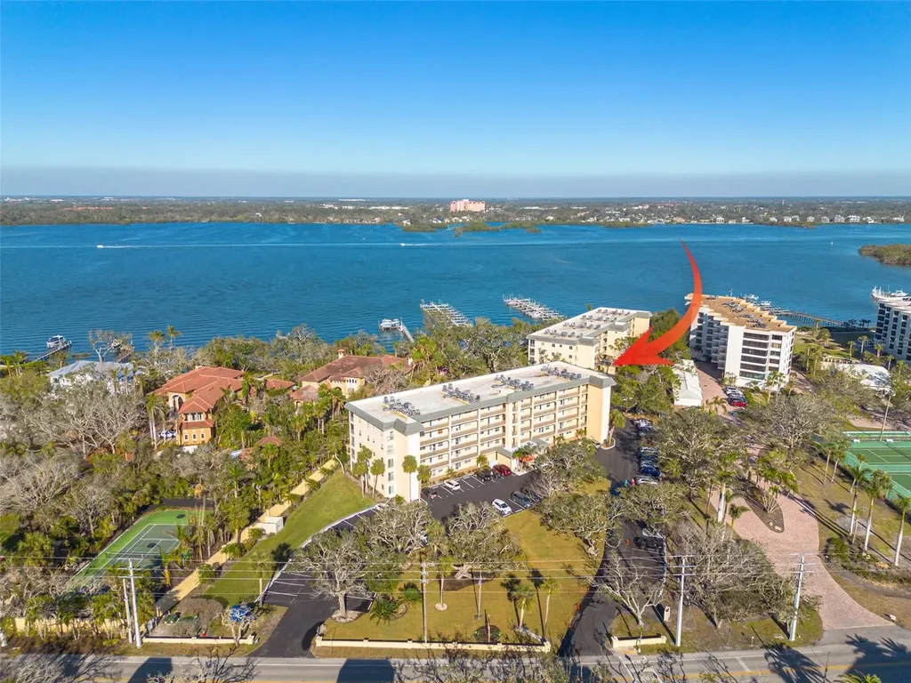 8635 Midnight Pass Road Sarasota FL 34242