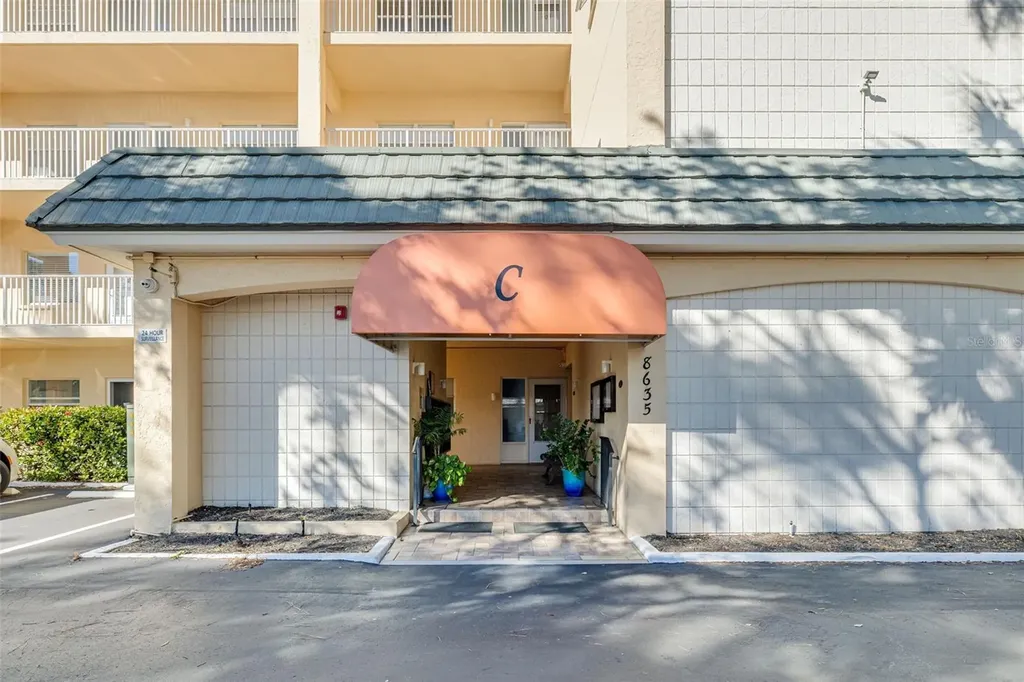 8635 Midnight Pass Road Sarasota FL 34242