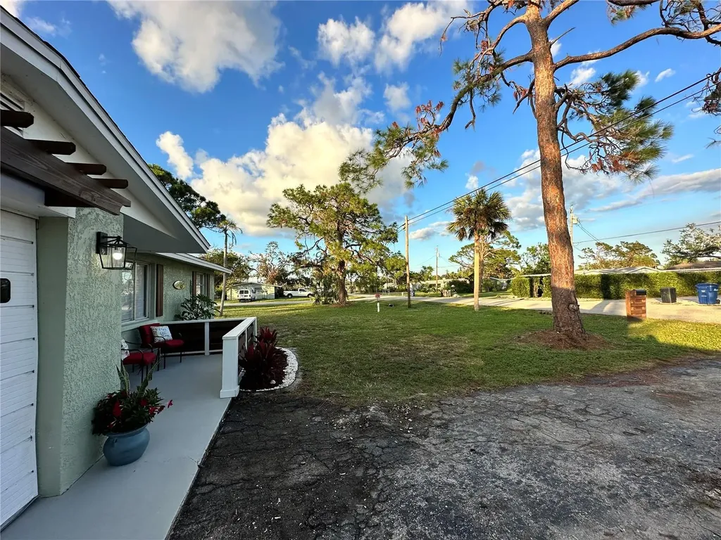 50 Euclid Avenue Englewood FL 34223