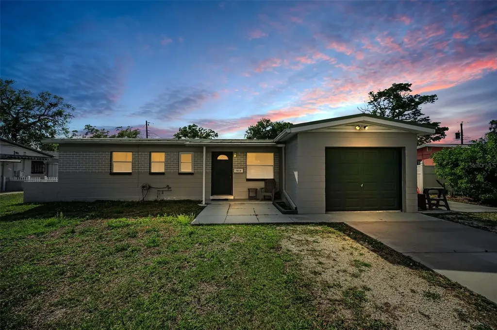 7418 Cedar Street NE St Petersburg FL 33702