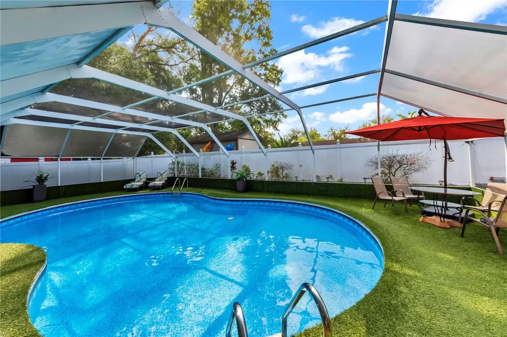 9043 Hickory Circle Tampa FL 33615