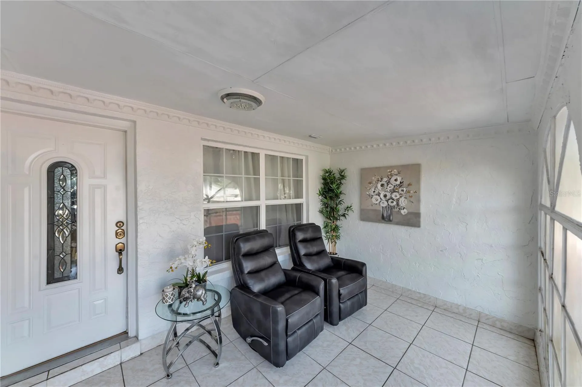 9043 Hickory Circle Tampa FL 33615