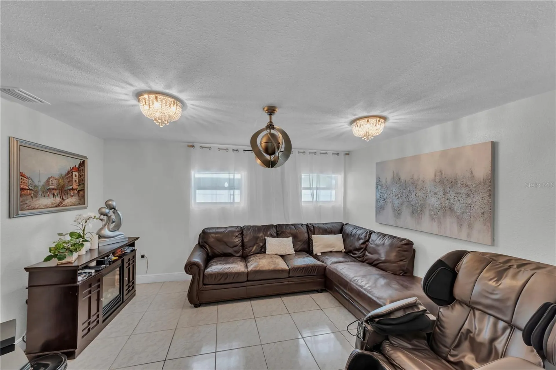9043 Hickory Circle Tampa FL 33615