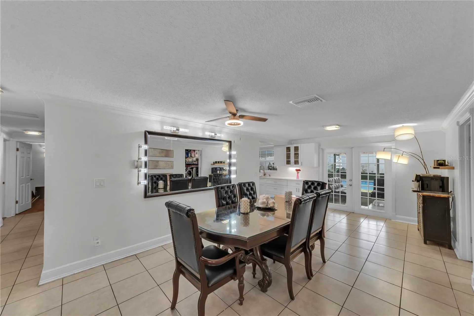 9043 Hickory Circle Tampa FL 33615
