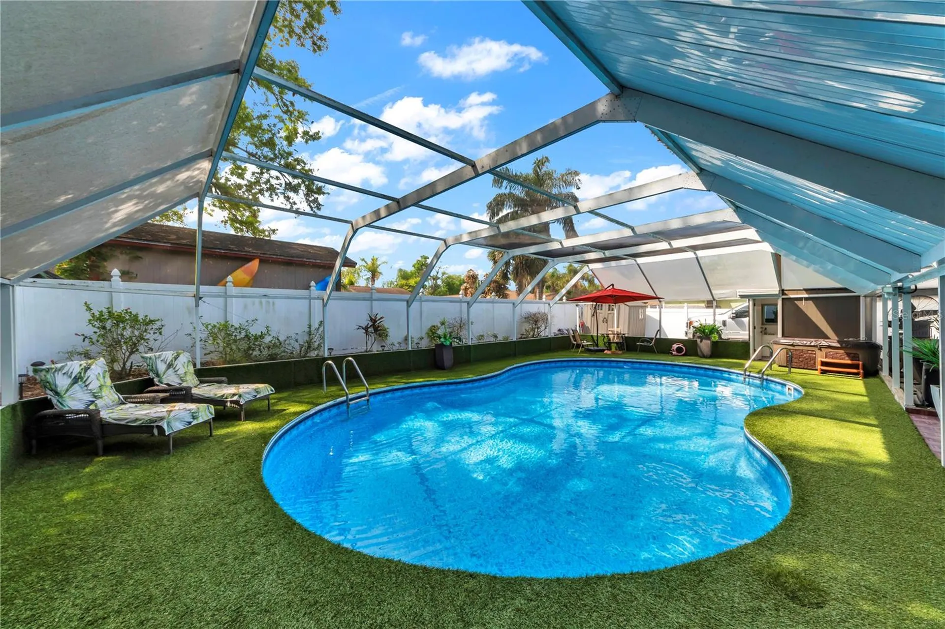 9043 Hickory Circle Tampa FL 33615