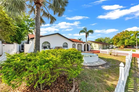 9043 Hickory Circle Tampa FL 33615