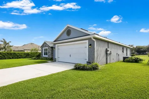 36726 Alaqua Court Eustis FL 32736
