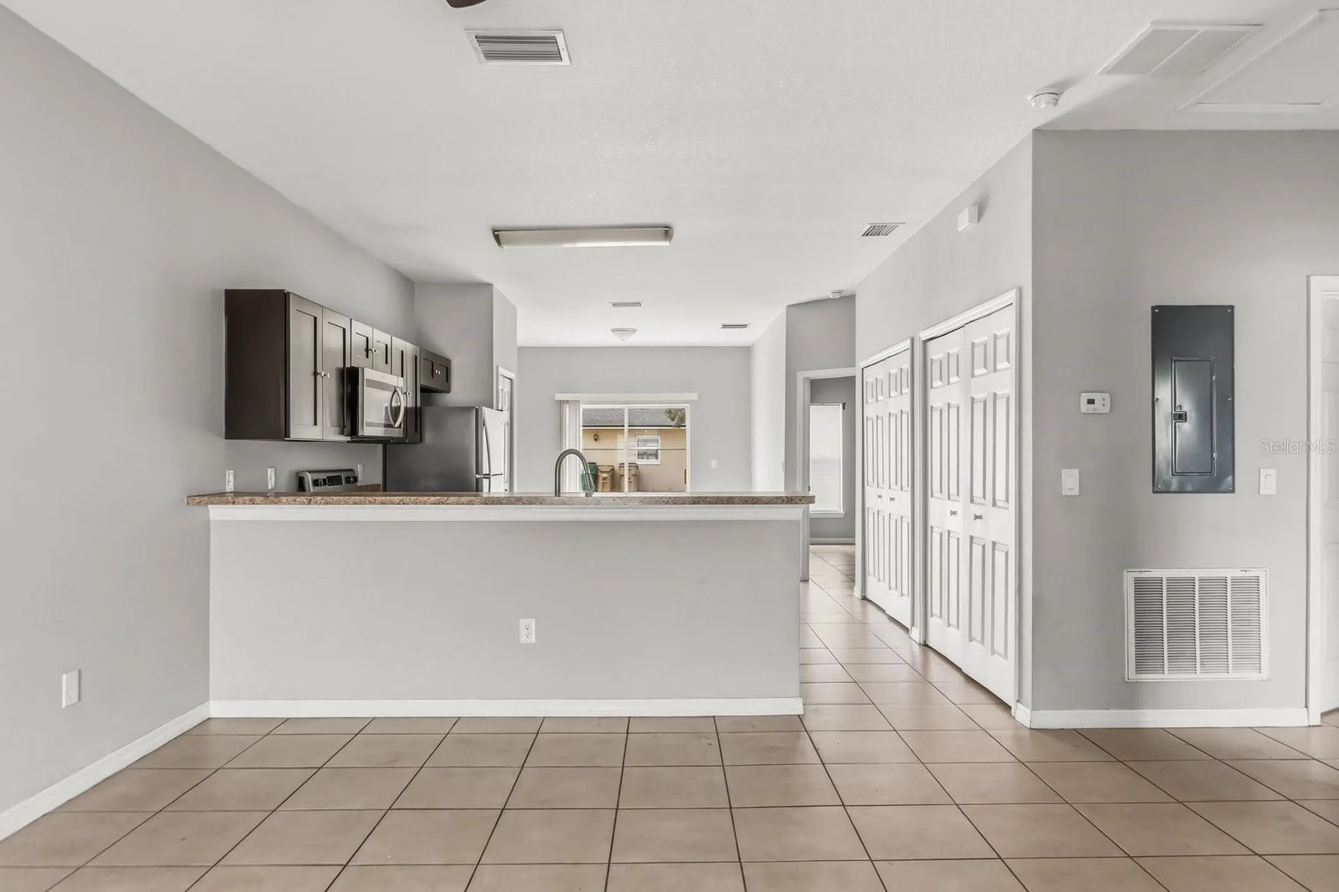 677-679 Royalty Court Kissimmee FL 34758