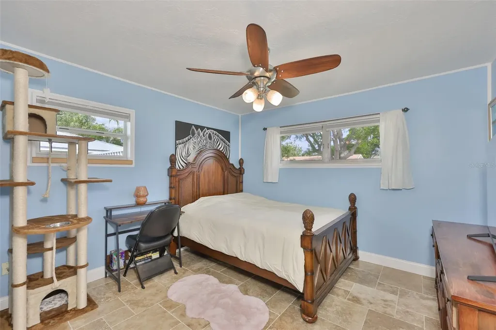 6907 9th Avenue NW Bradenton FL 34209
