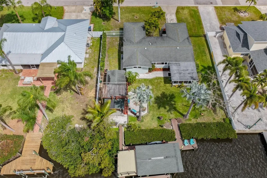 6907 9th Avenue NW Bradenton FL 34209