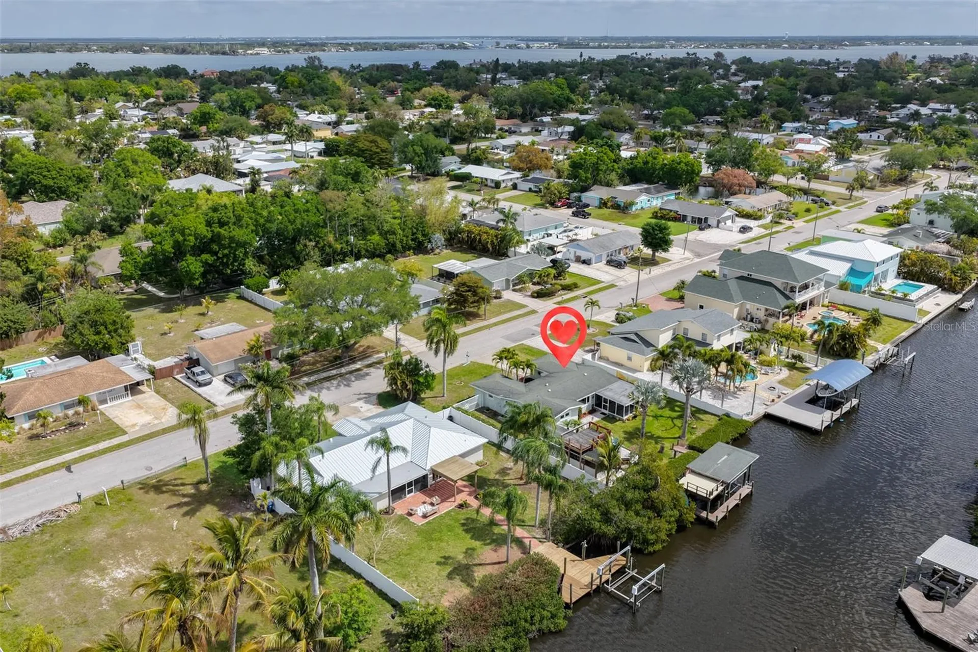 6907 9th Avenue NW Bradenton FL 34209