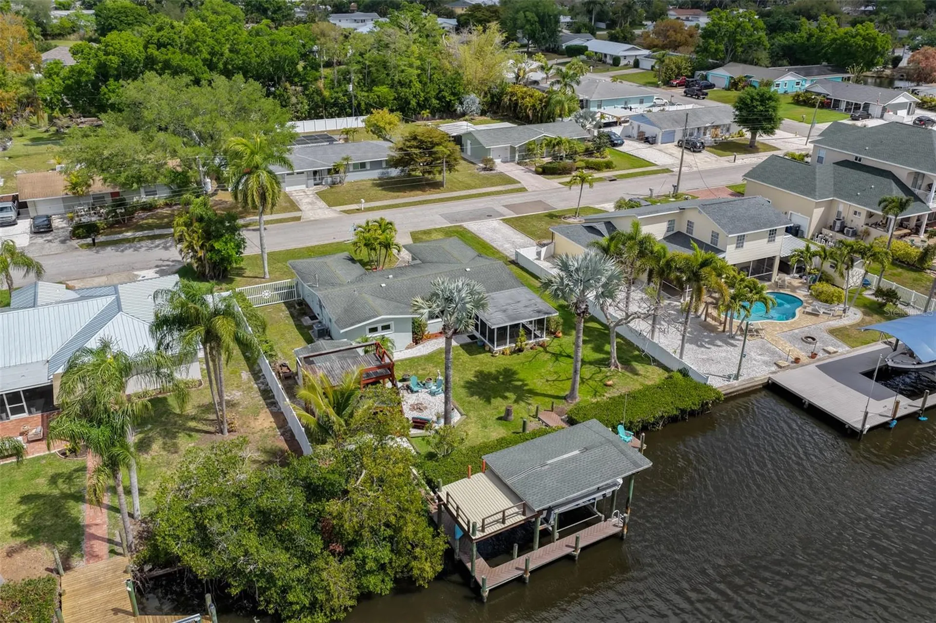 6907 9th Avenue NW Bradenton FL 34209