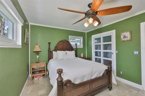 6907 9th Avenue NW Bradenton FL 34209