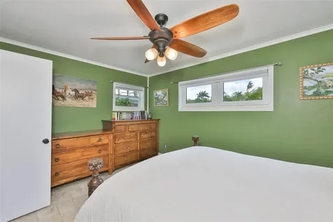 6907 9th Avenue NW Bradenton FL 34209