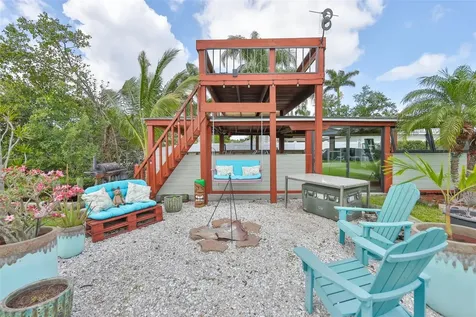 6907 9th Avenue NW Bradenton FL 34209
