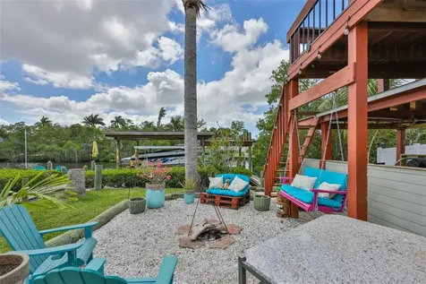 6907 9th Avenue NW Bradenton FL 34209