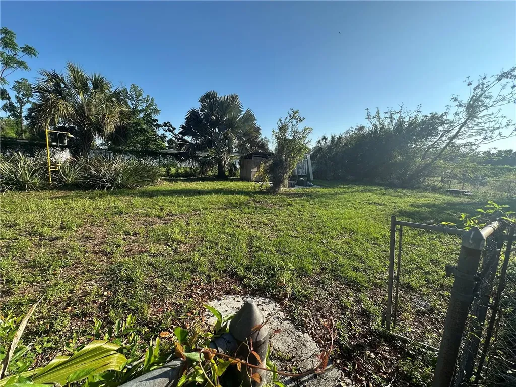 918 E 121st Avenue Tampa FL 33612