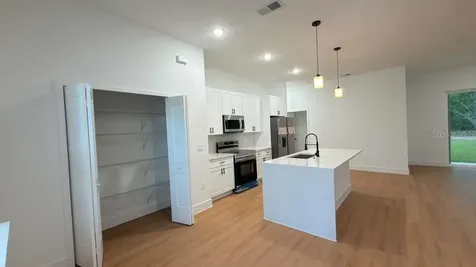 7250 N Freeport Circle Citrus Springs FL 34434