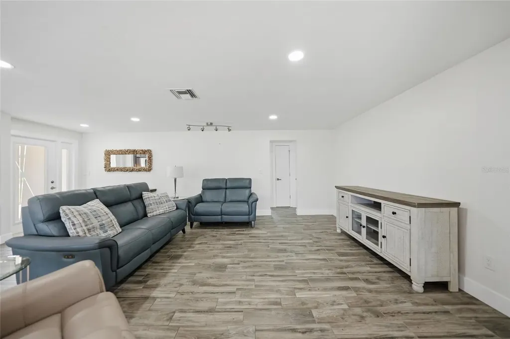 380 Coronado Drive Punta Gorda FL 33950
