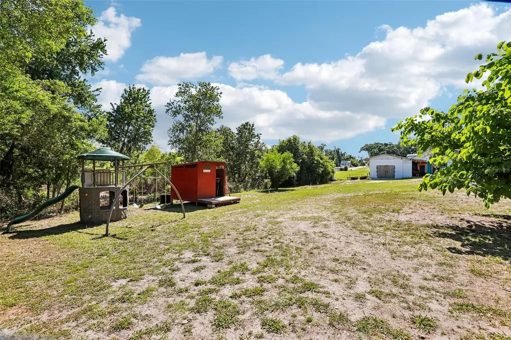 8904 Clayton Lane Lakeland FL 33809