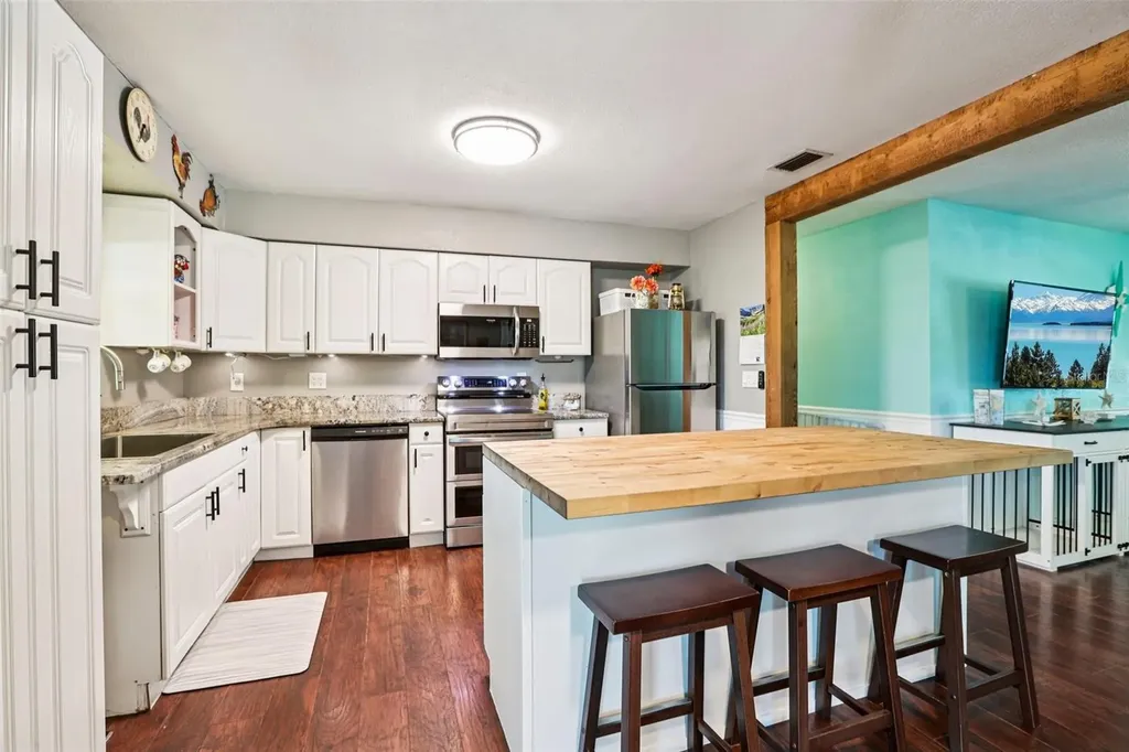 8904 Clayton Lane Lakeland FL 33809