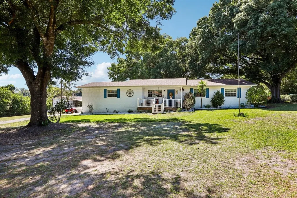 8904 Clayton Lane Lakeland FL 33809