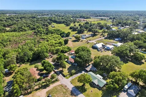 8904 Clayton Lane Lakeland FL 33809