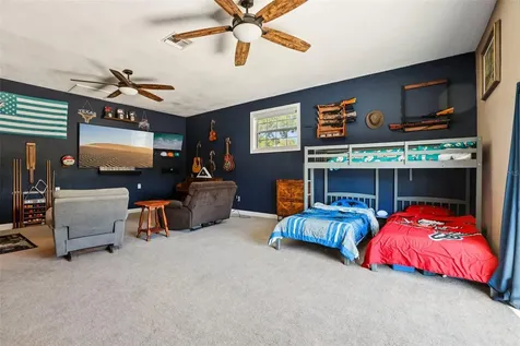 8904 Clayton Lane Lakeland FL 33809